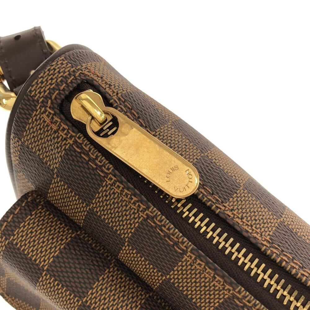 Louis Vuitton Shoulder Bags