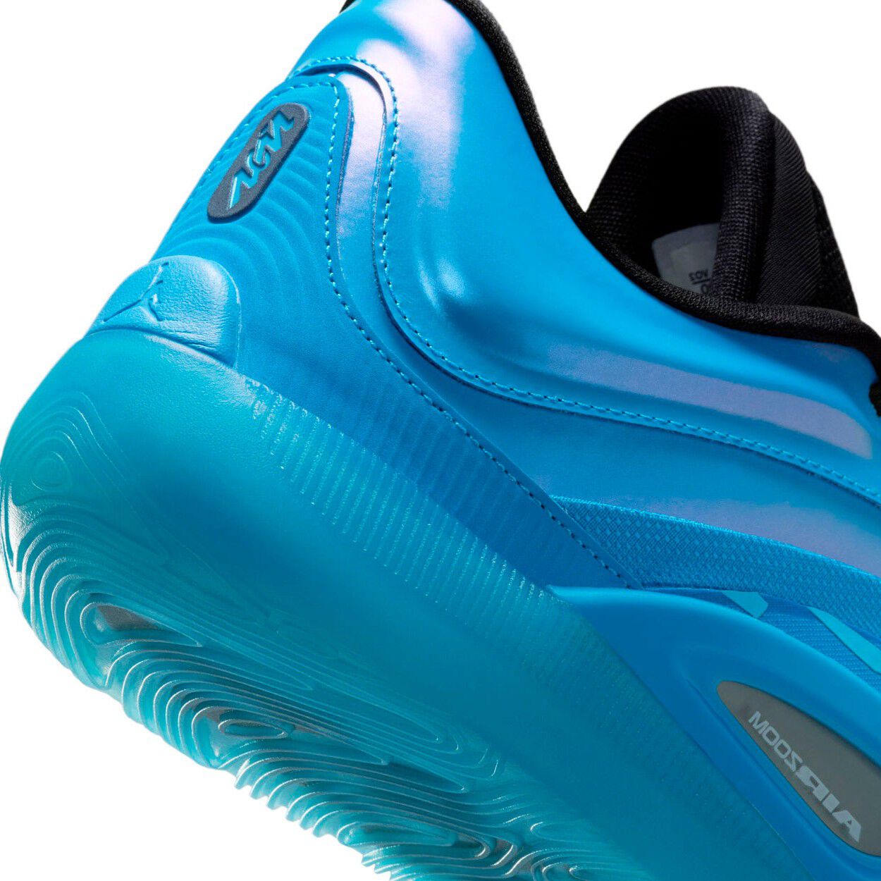 Jordan Zion 4 Sneakers