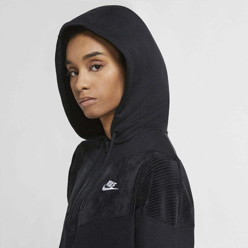 Sportswear Heritage H&aelig;ttetr&oslash;je