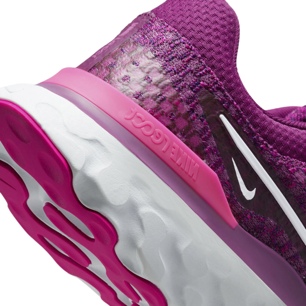 React Infinity Run Flyknit 3 l&oslash;besko