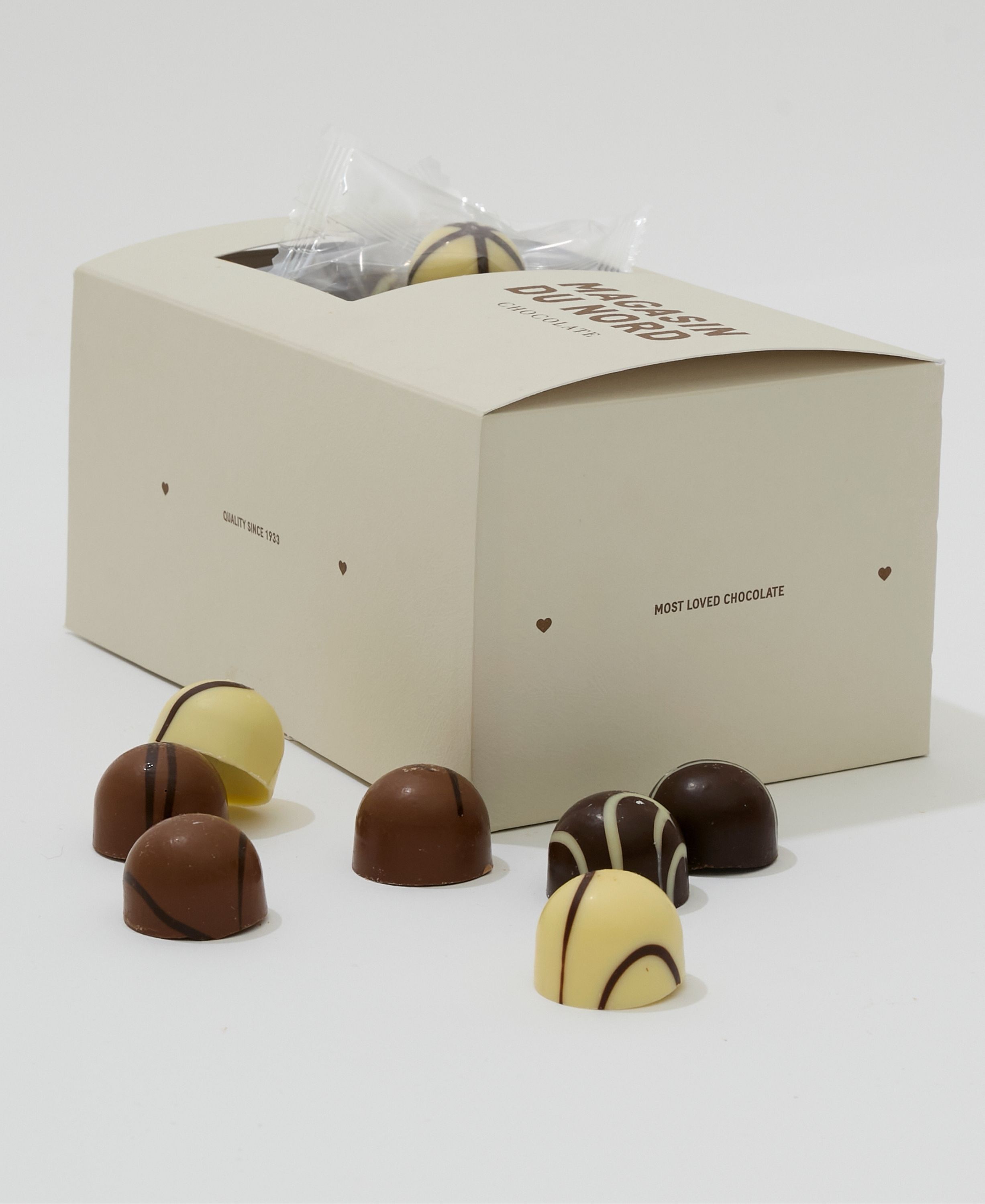 &AElig;ske med 24 flowpakkede chokolade 240g