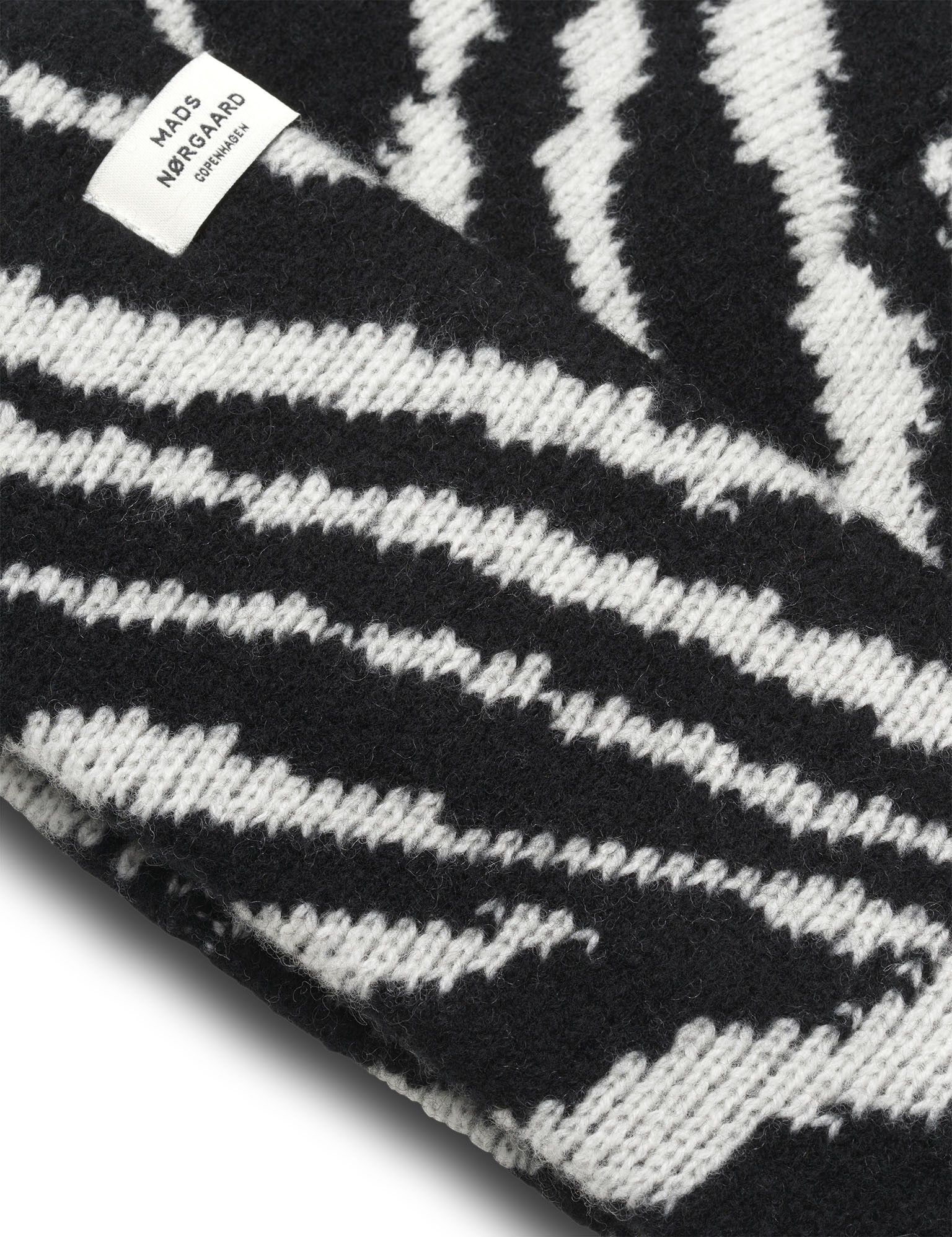 One Wool Anuska Zebra Beanie