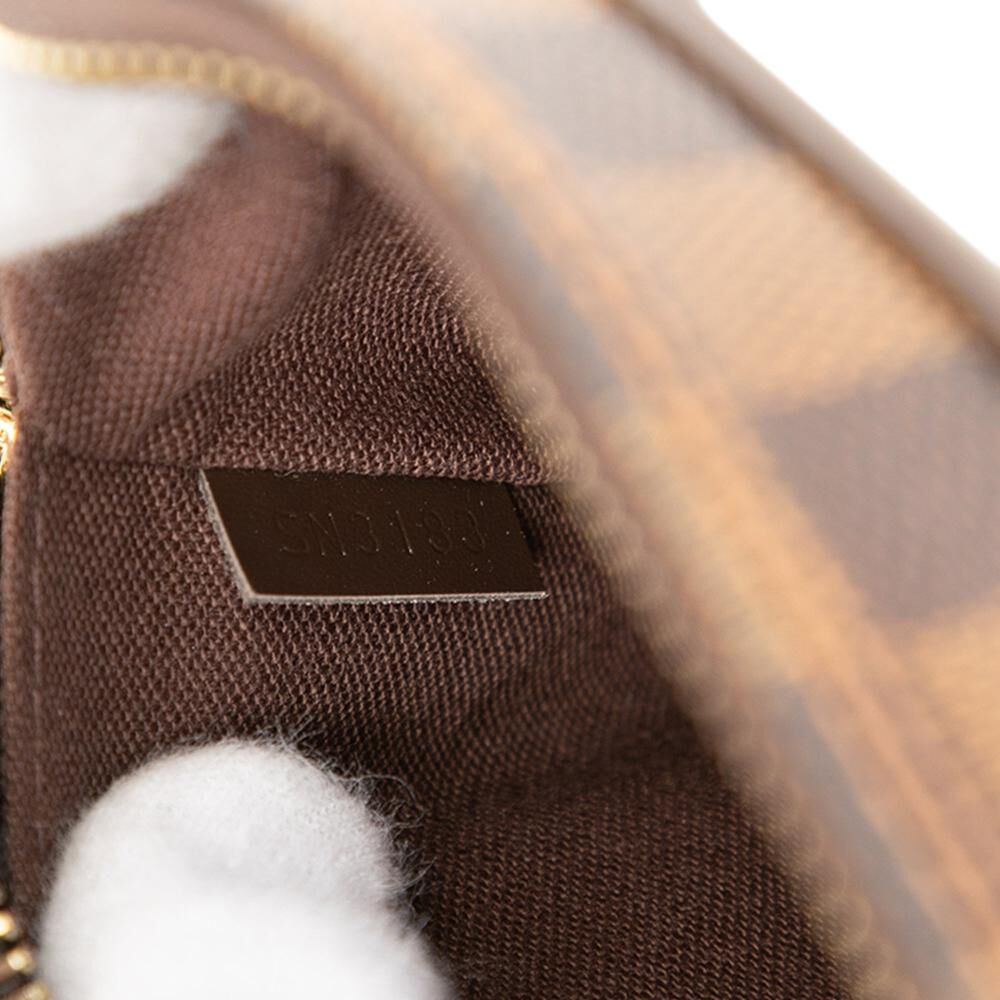 Louis Vuitton Clutch