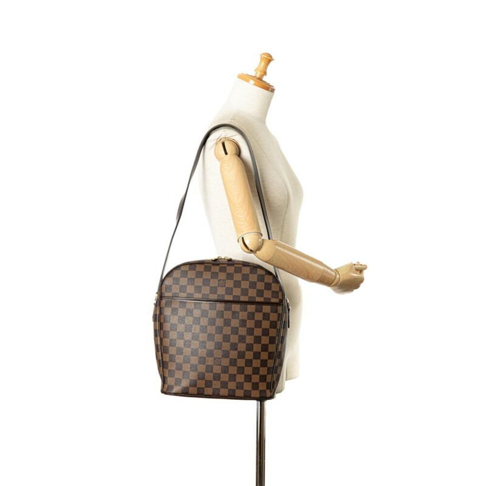 Louis Vuitton Shoulder Bags