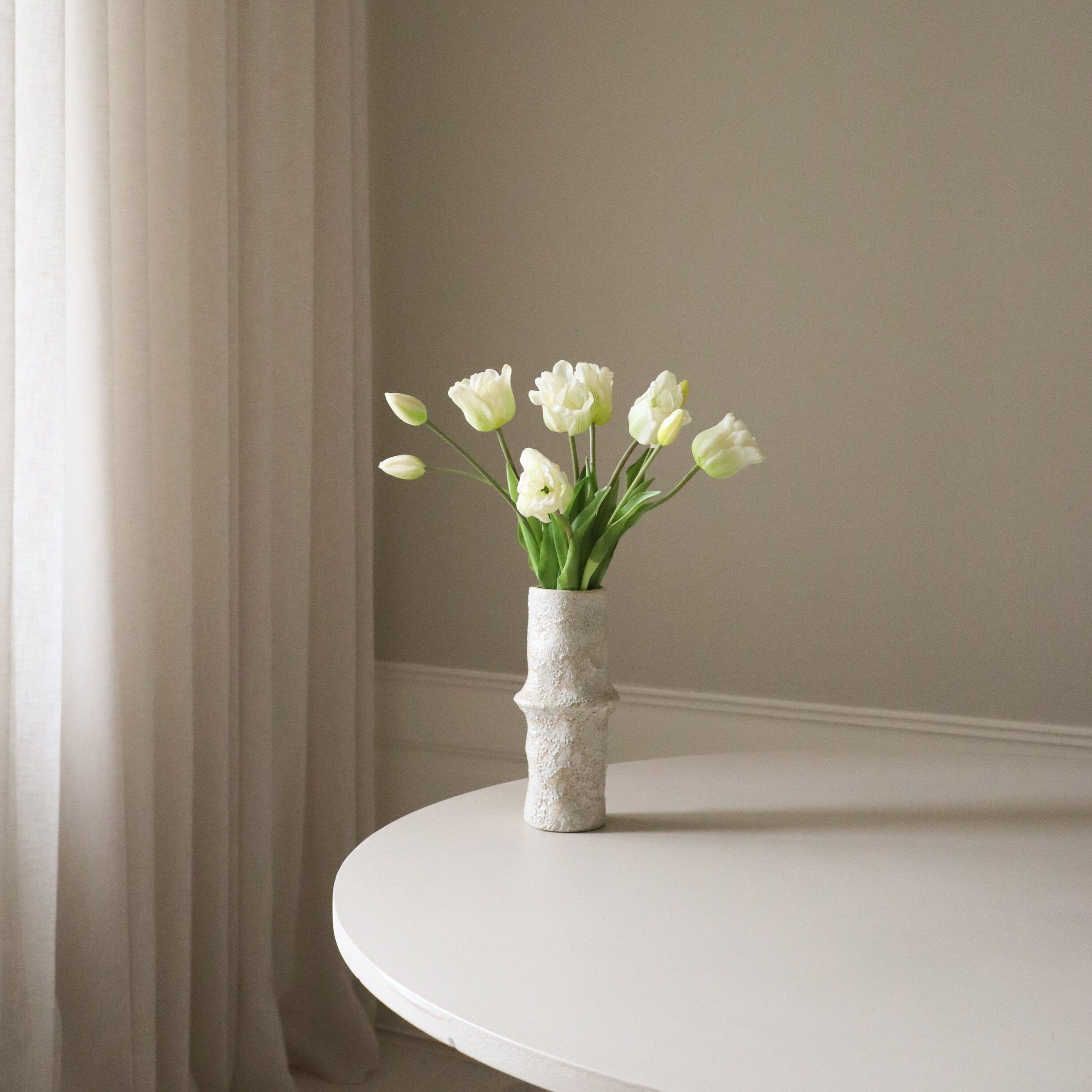 Kunstige blomster & tr&aelig;er