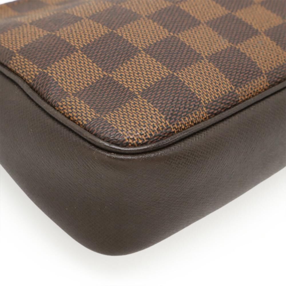 Louis Vuitton Trousse Makeup