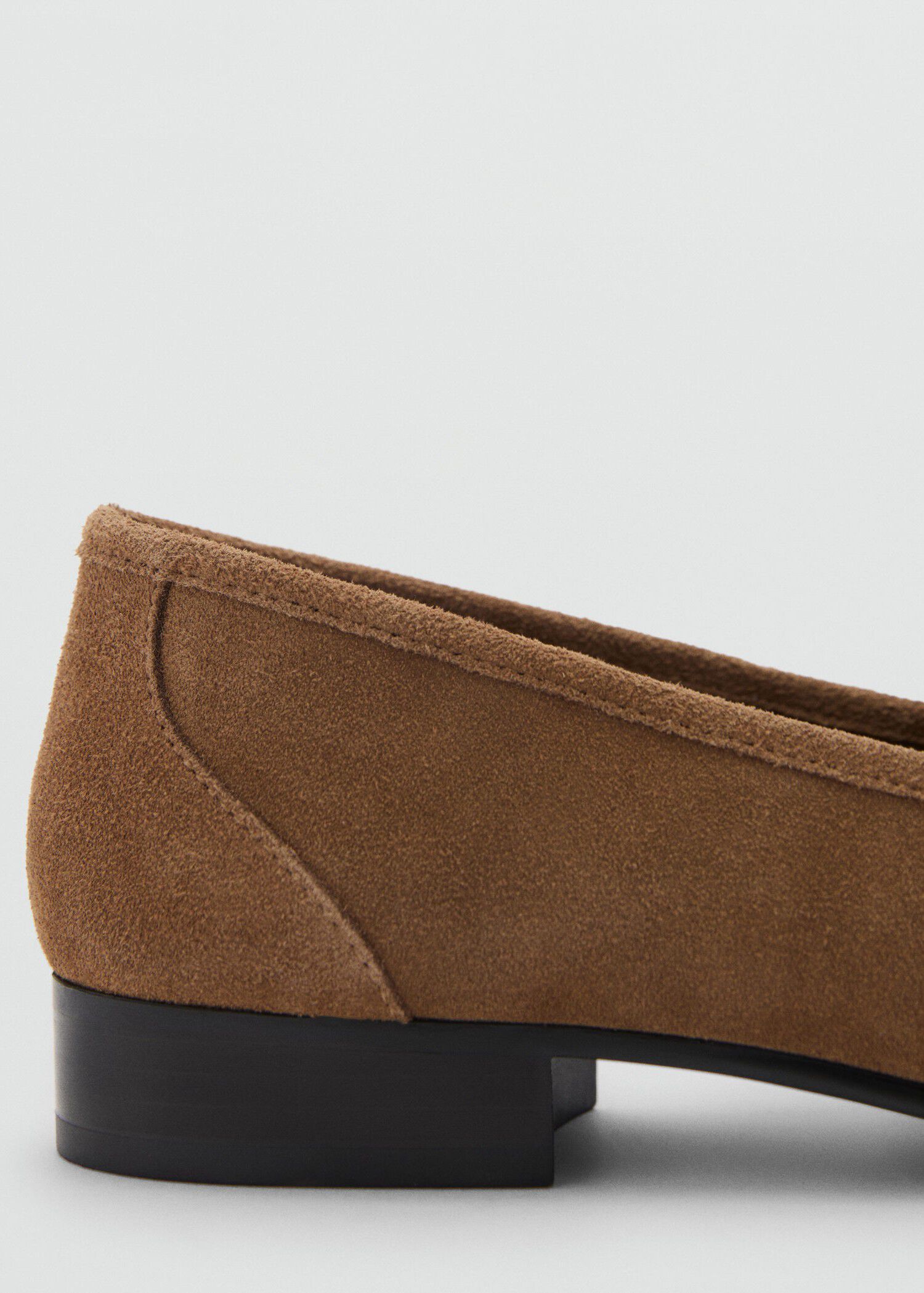 Suede moccasins with buckle