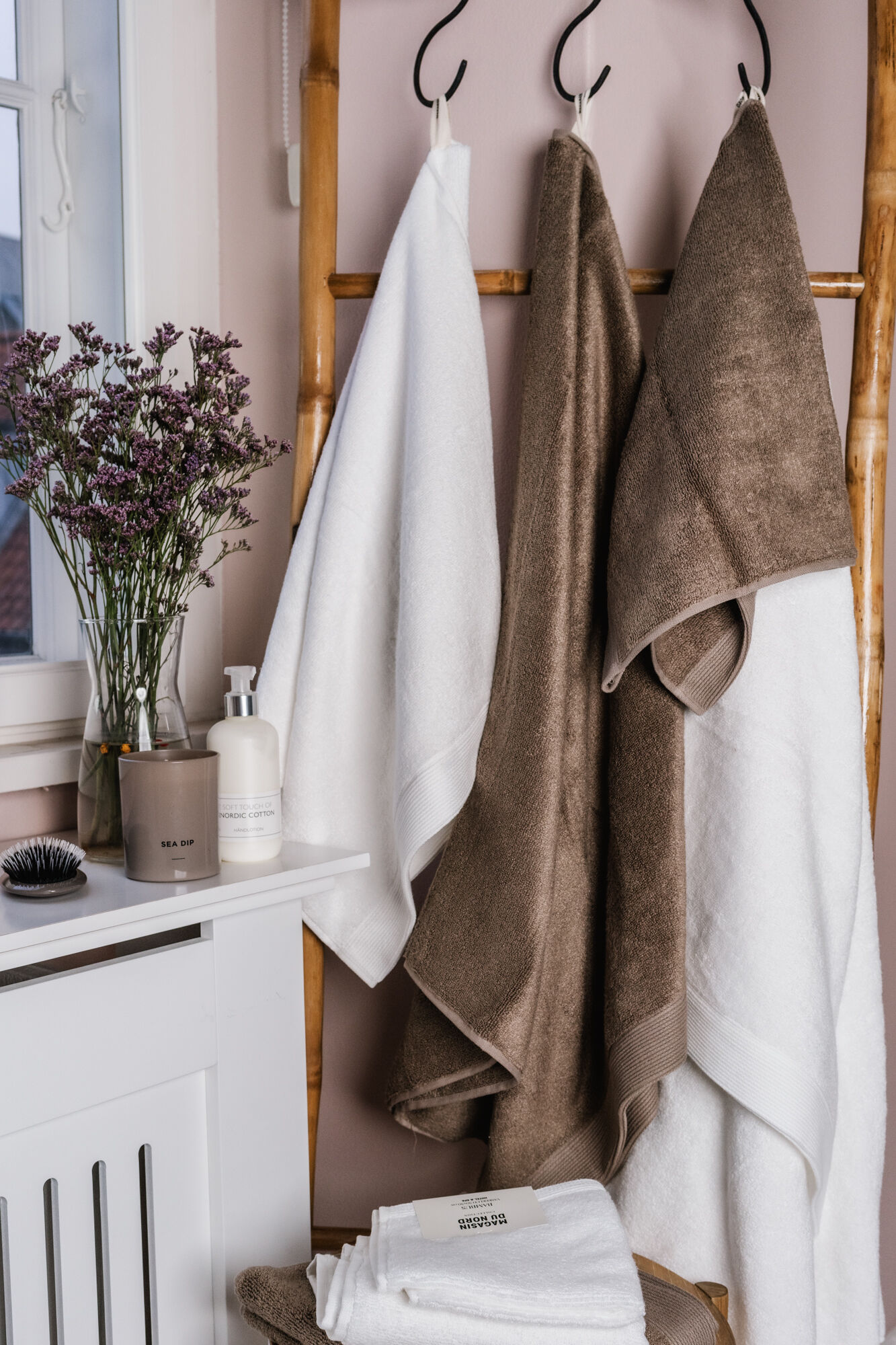 Hotel & spa h&aring;ndkl&aelig;de taupe