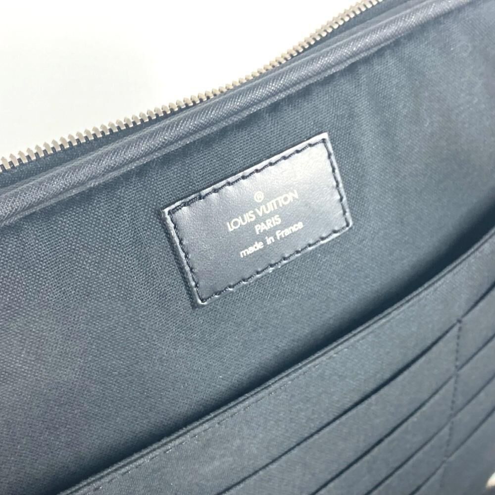 Louis Vuitton Clutch