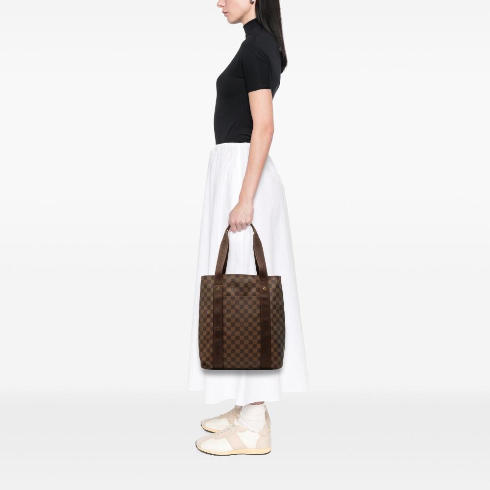 Louis Vuitton Beaubourg