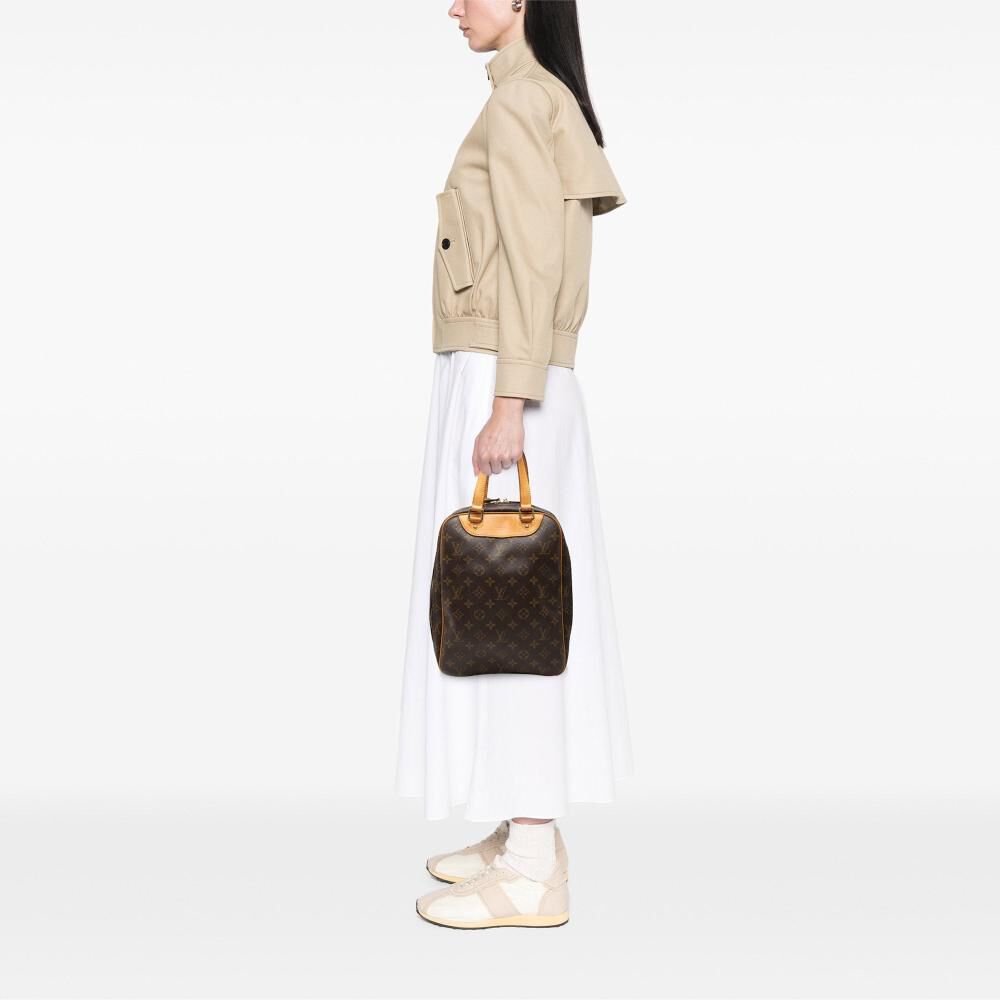 Louis Vuitton Excursion