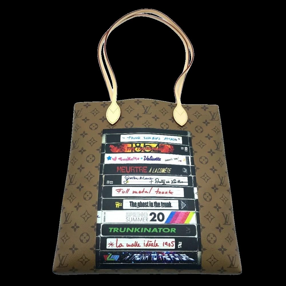 Louis Vuitton Shoulder Bags