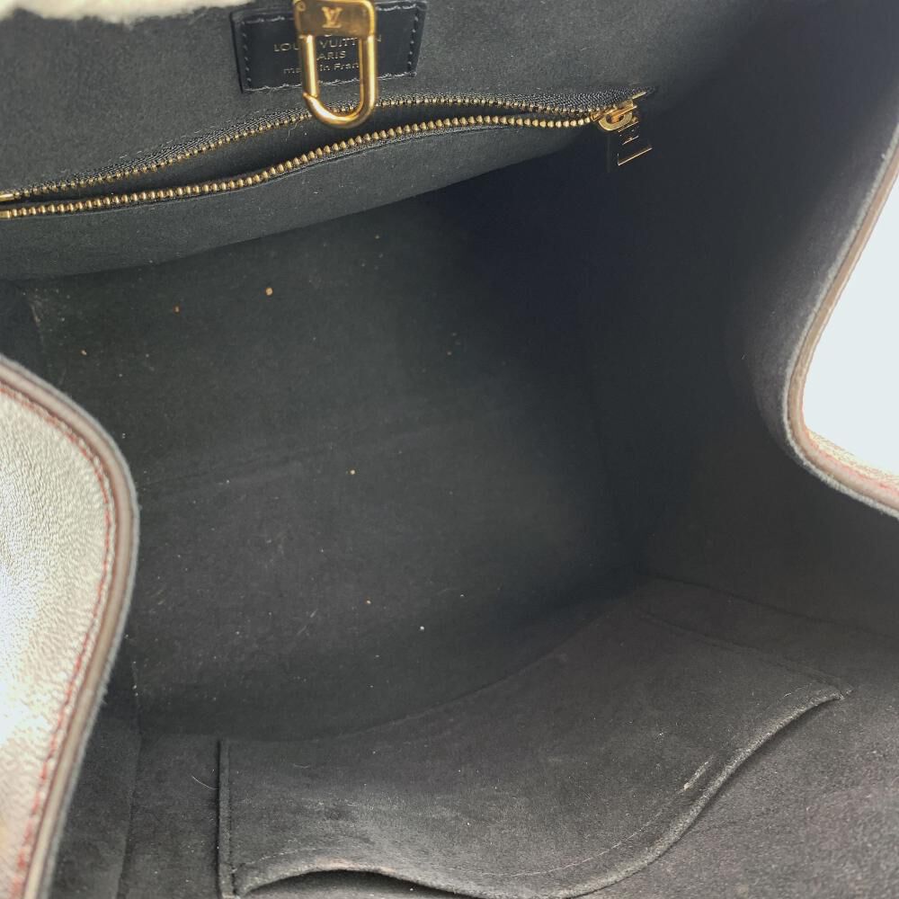 Louis Vuitton Tote