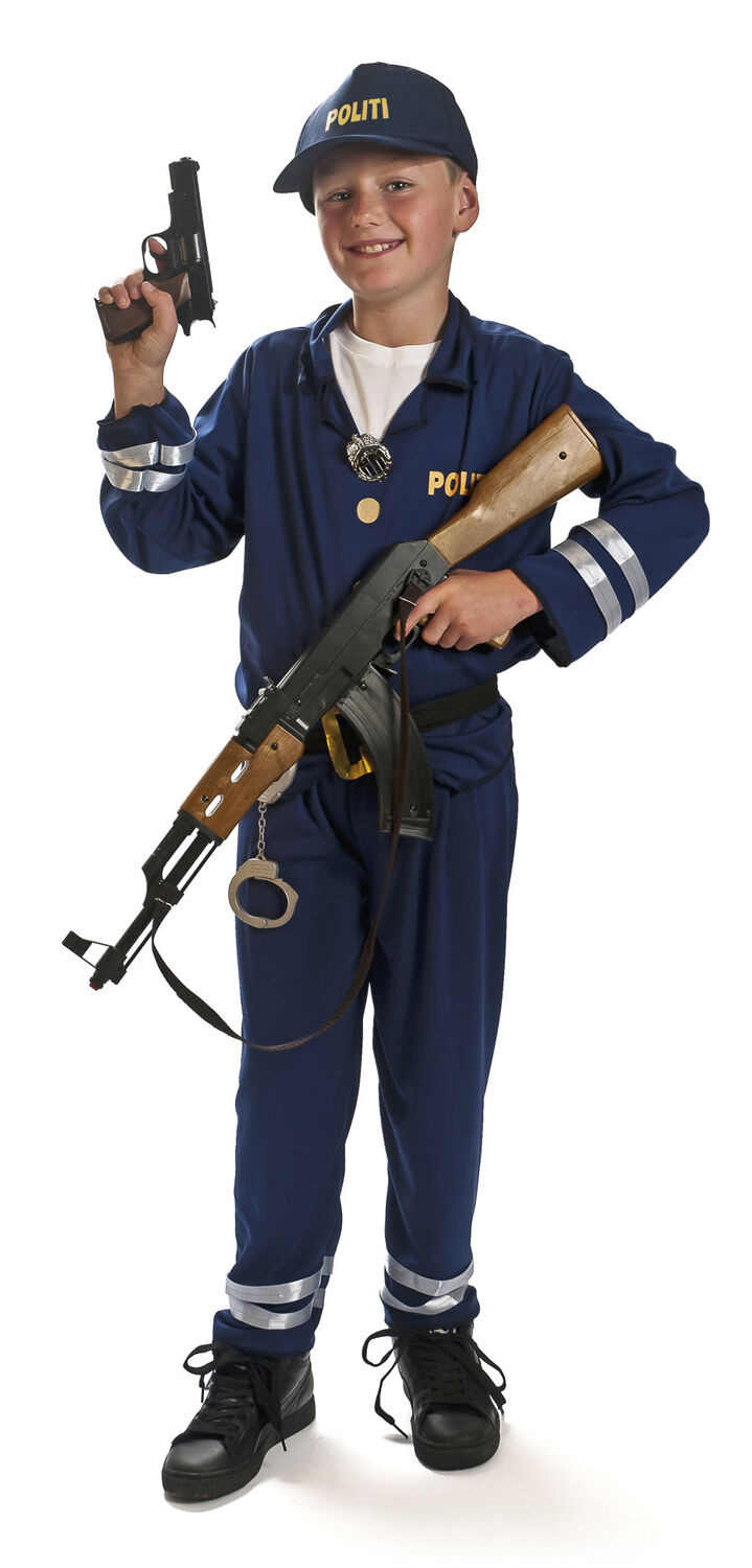 Politiuniform str 140 Bukser. bluse, b&aelig;lte og kasket