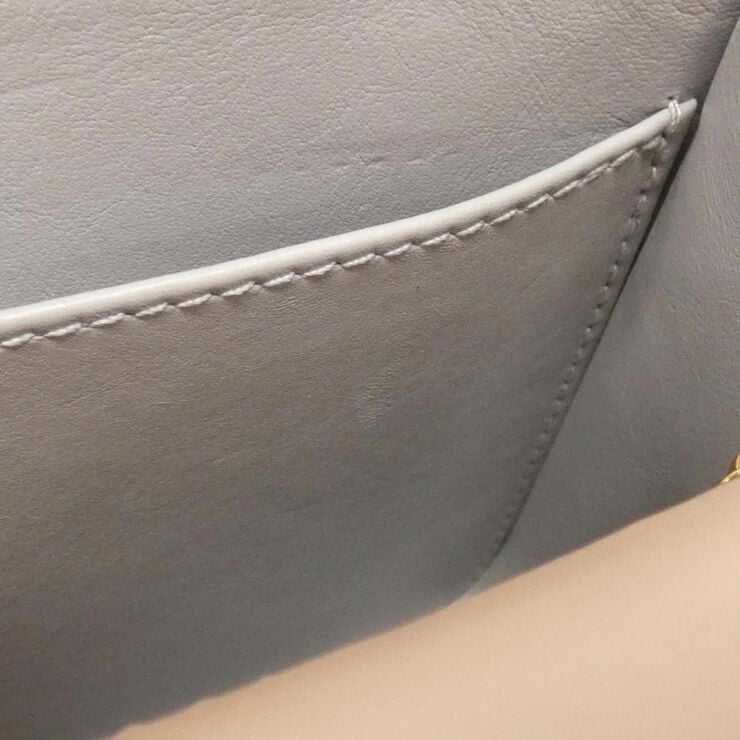 Louis Vuitton Pont Neuf