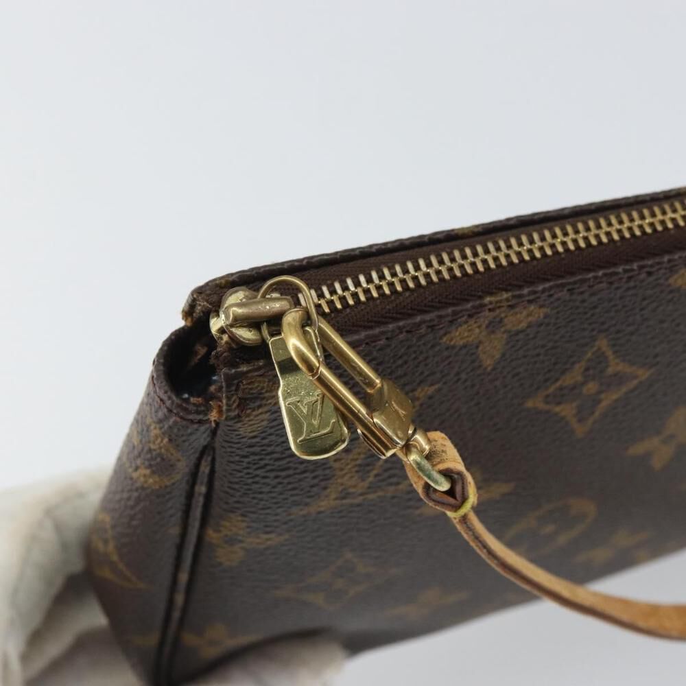 Louis Vuitton Pochette Accessoires