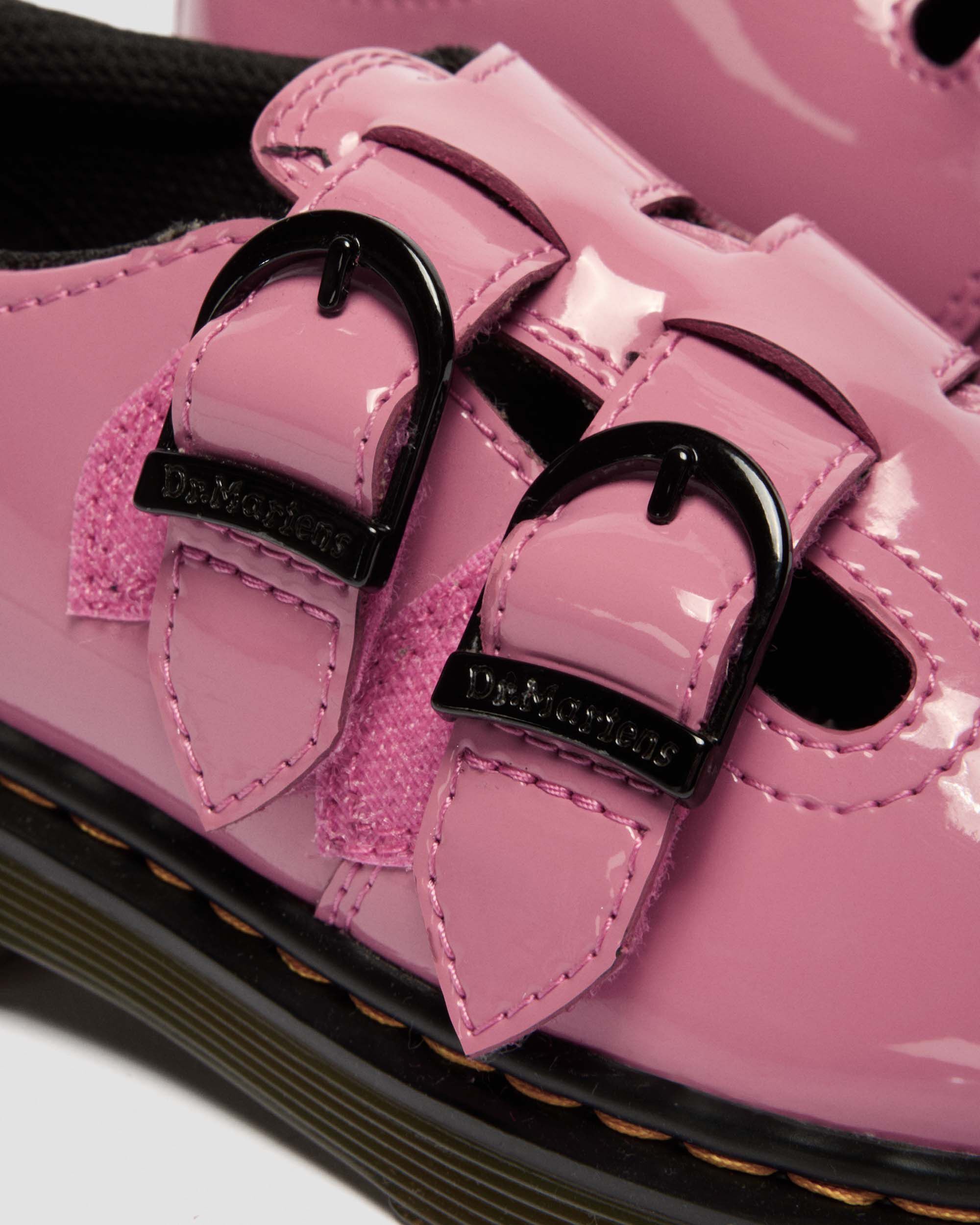 8065 J Dms Pink Patent Lamper