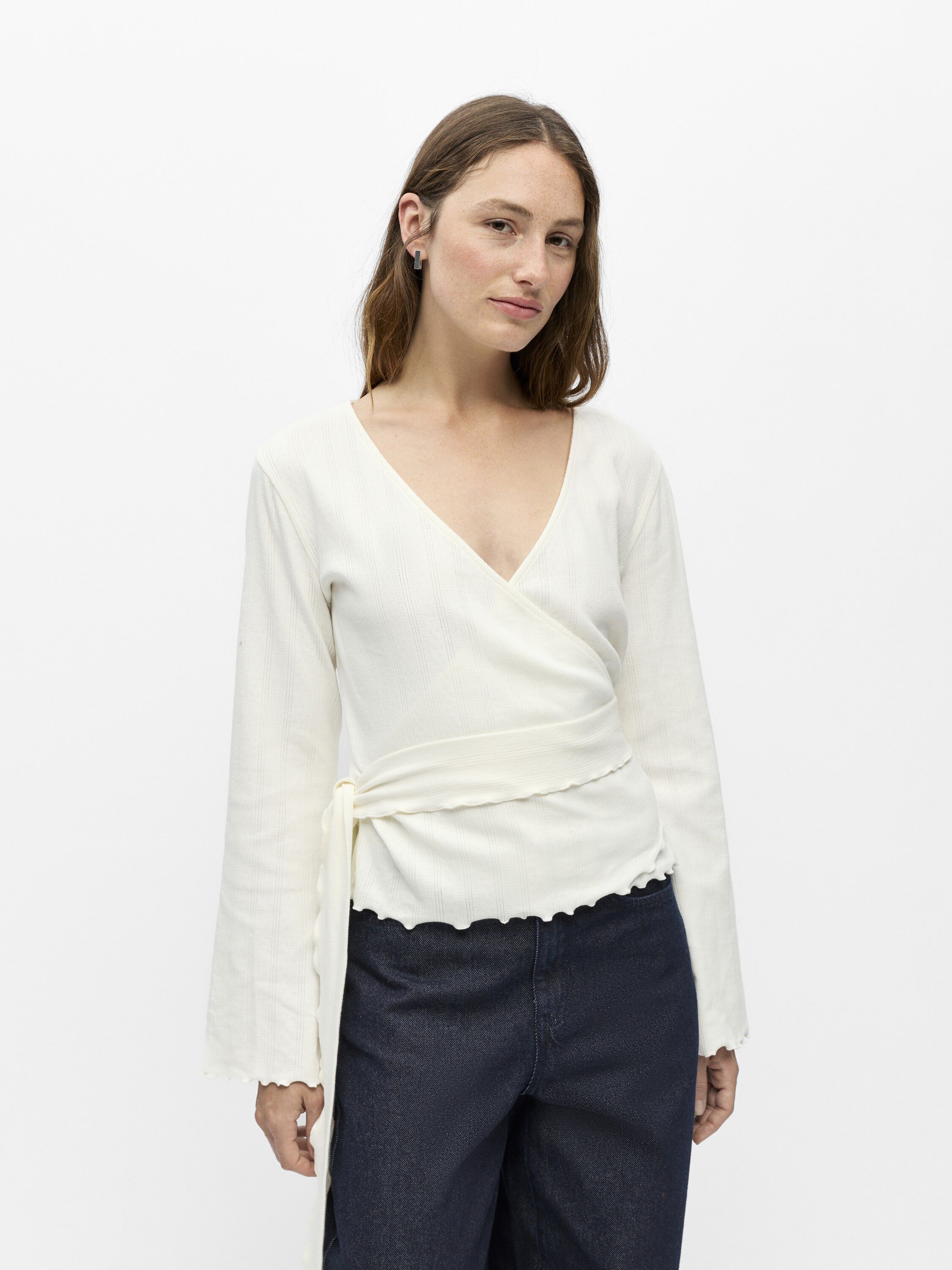 OBJLESLY L/S REG. WRAP TOP E TNE 26