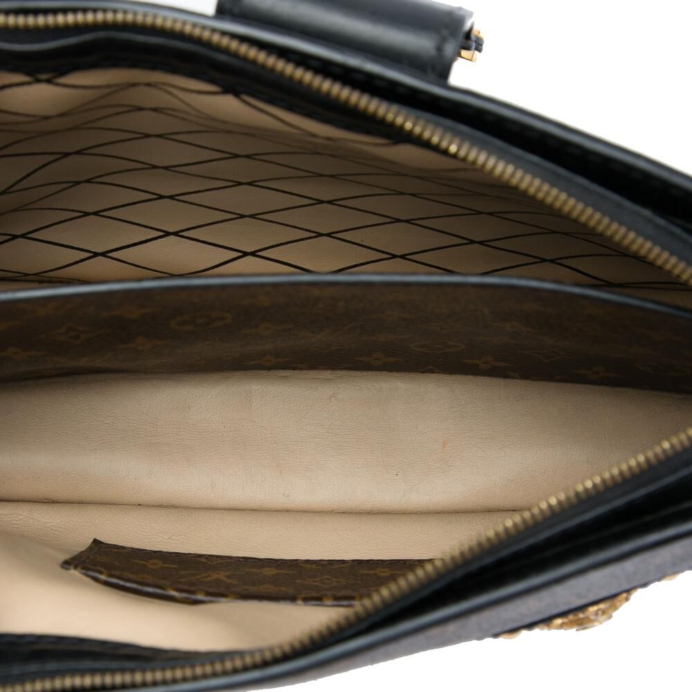 Louis Vuitton Crossbody Bag