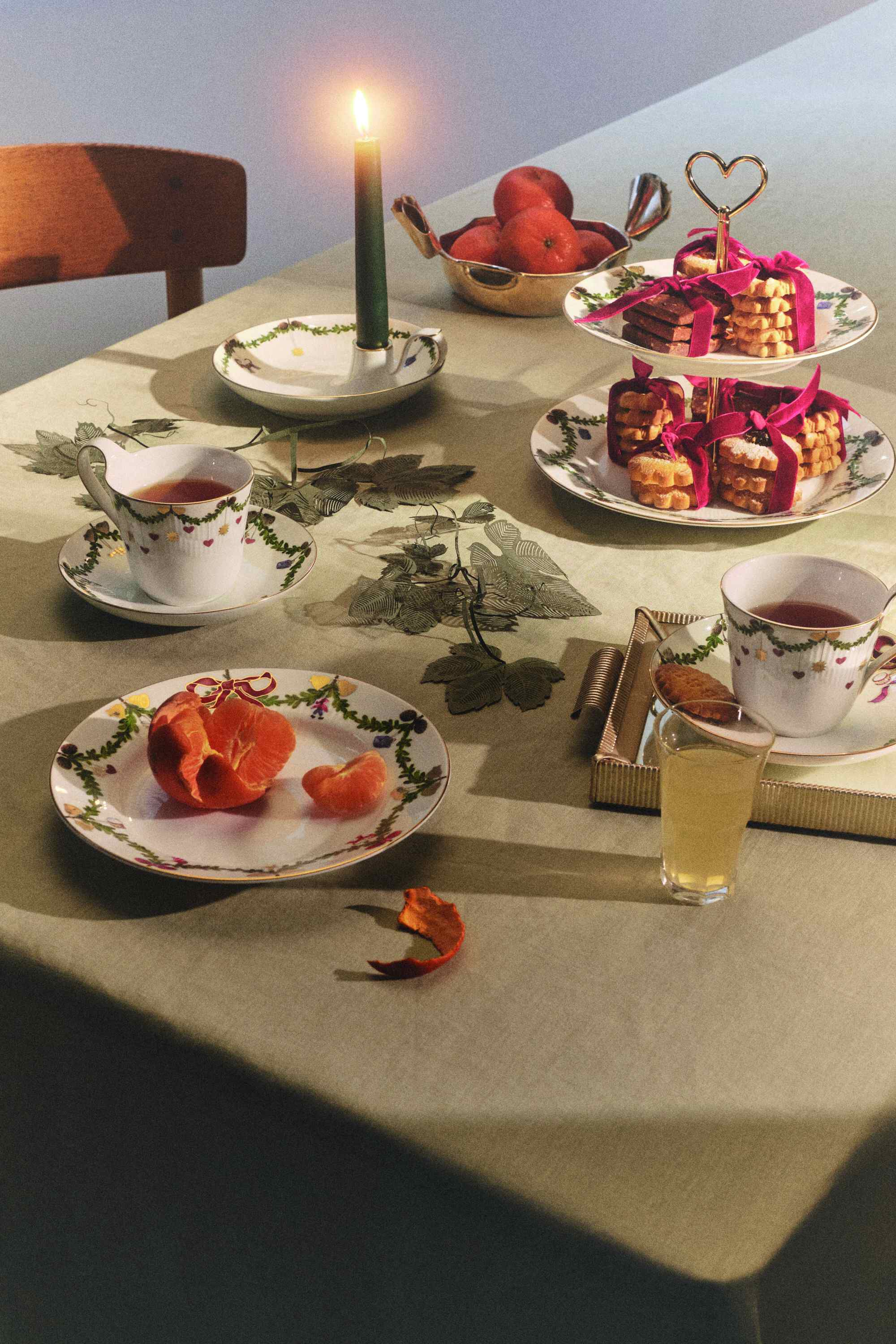 Stjerne Riflet Jul 22 cm. tallerken