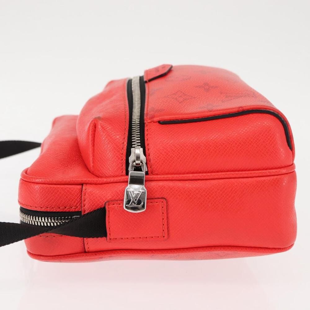 Louis Vuitton Messenger