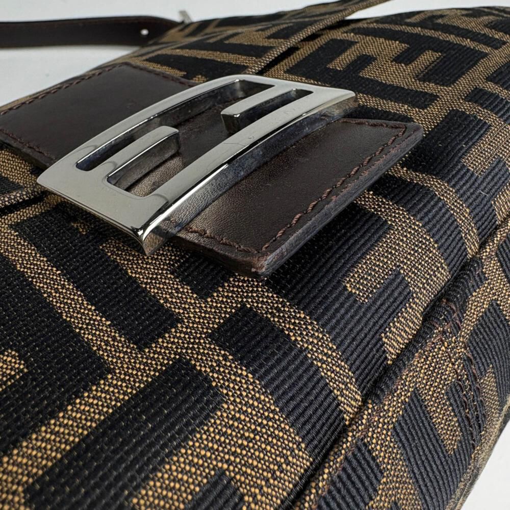 Fendi Baguette