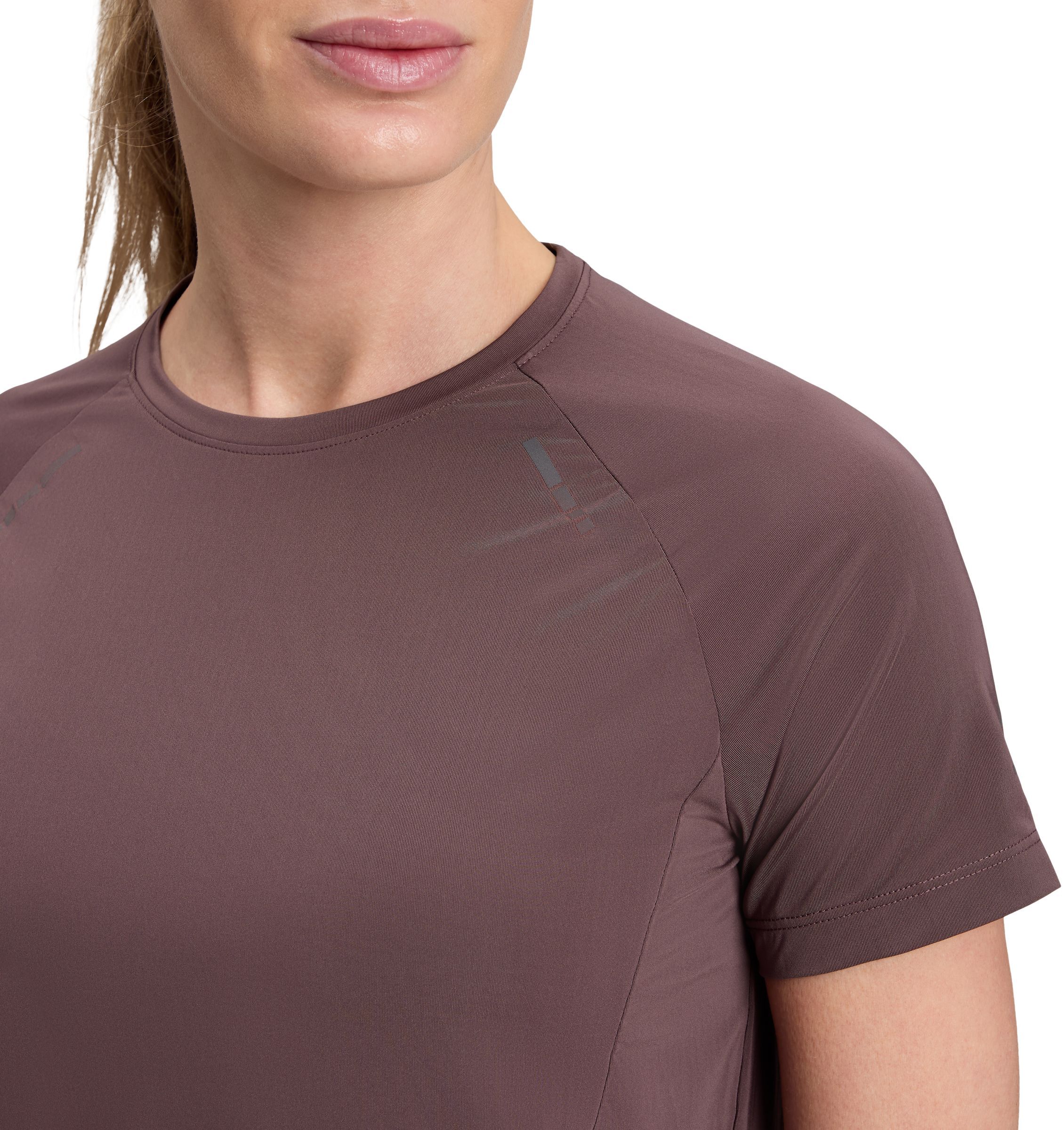 Giade III L&oslash;be T-shirt