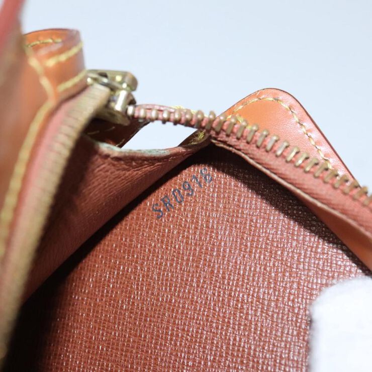 Louis Vuitton Pochette Homme