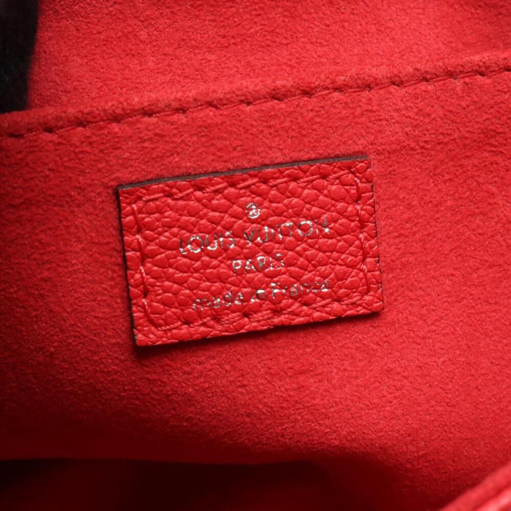 Louis Vuitton Shoulder Bags