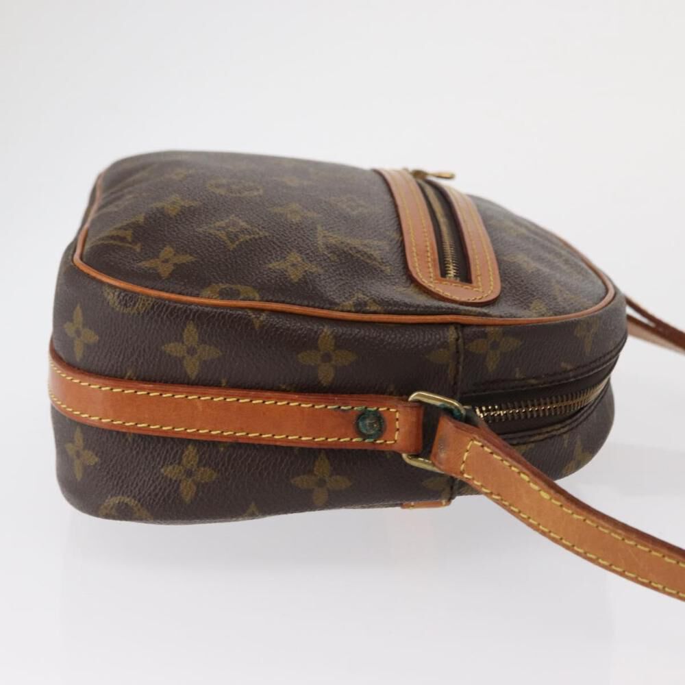 Louis Vuitton Shoulder Bags