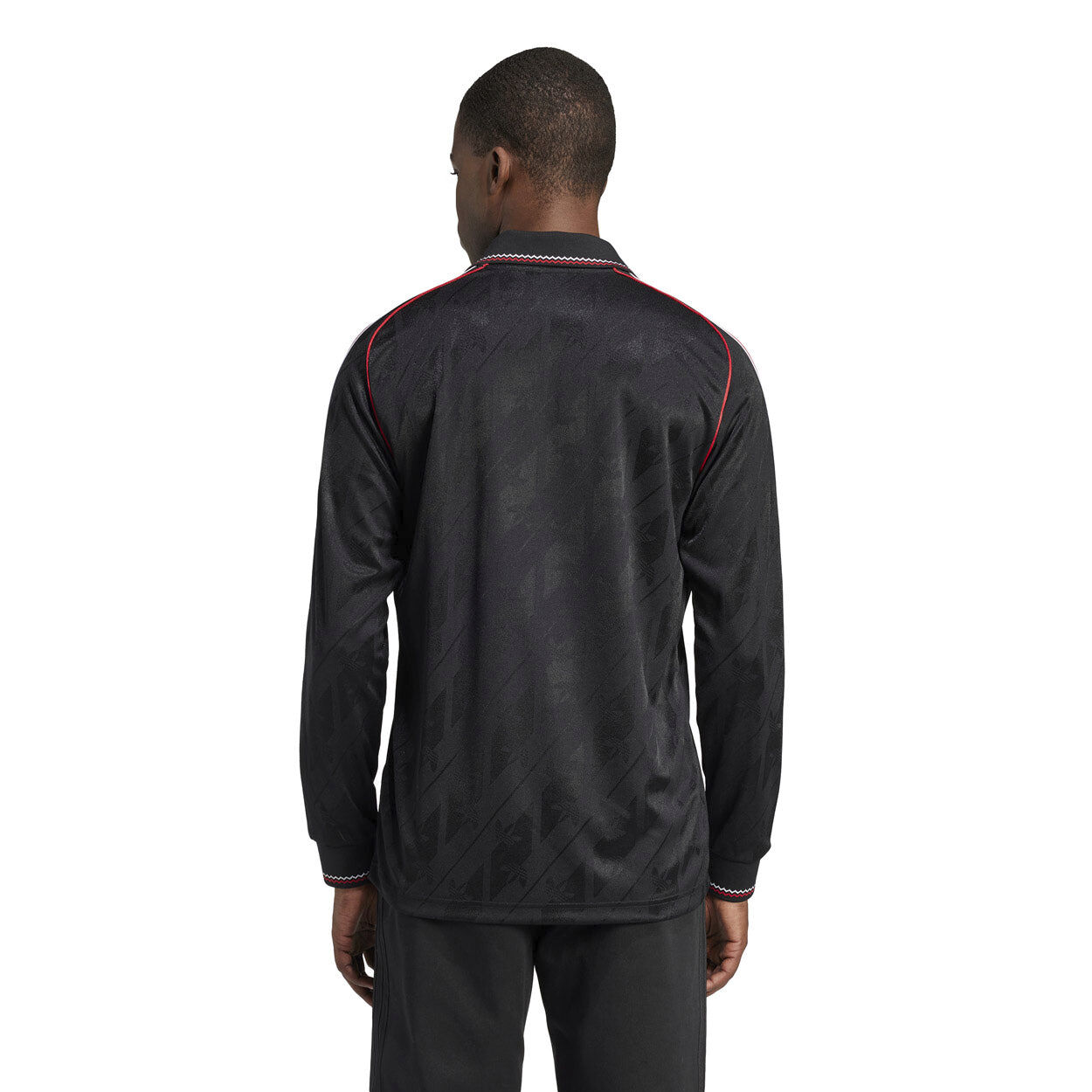 Manchester United 24/25 Lang&aelig;rmet