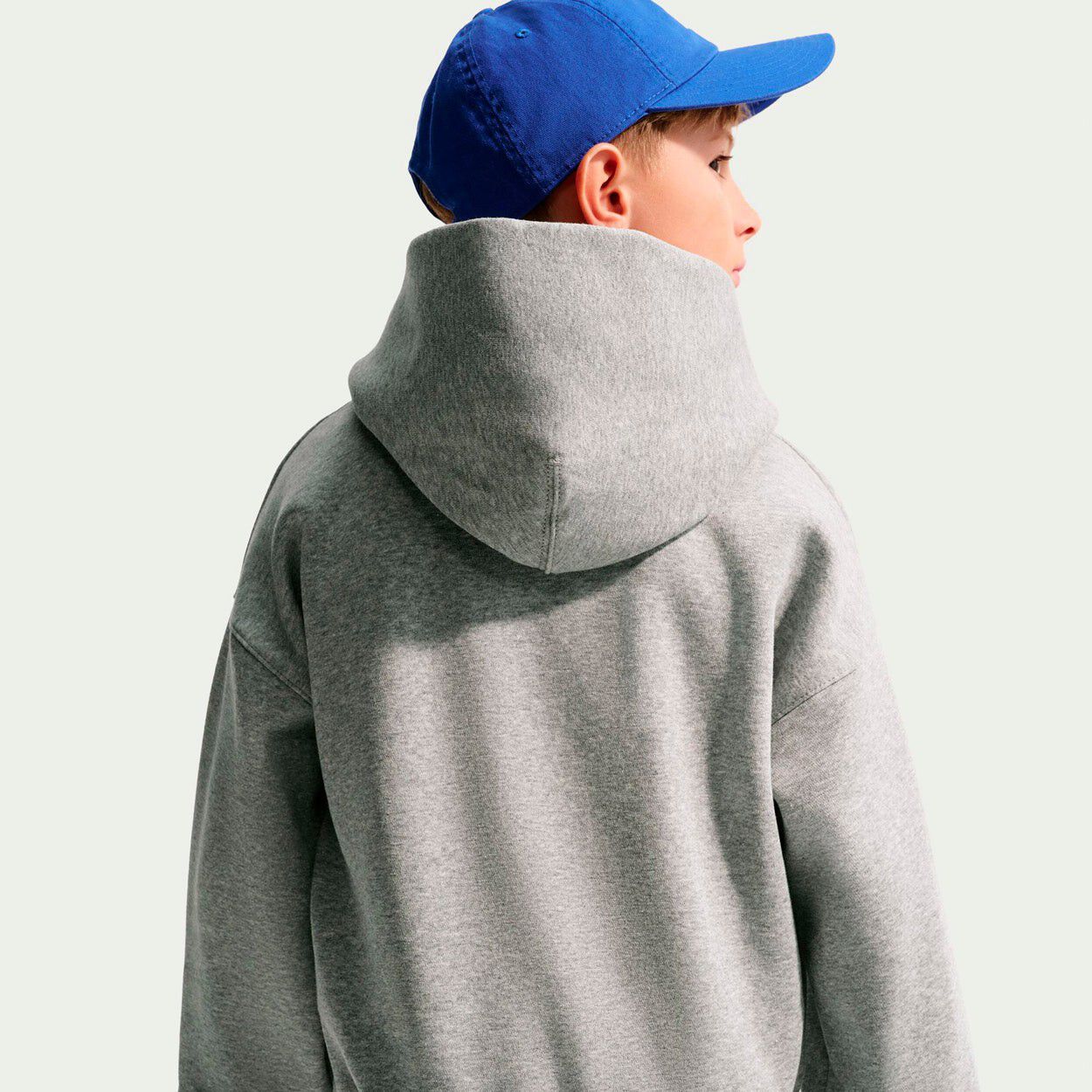 Sportswear Oversized Club H&aelig;ttetr&oslash;je