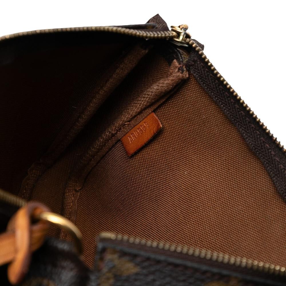Louis Vuitton Pochette Accessoires
