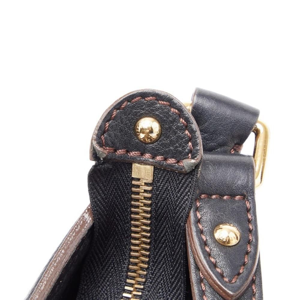 Louis Vuitton Shoulder Bags