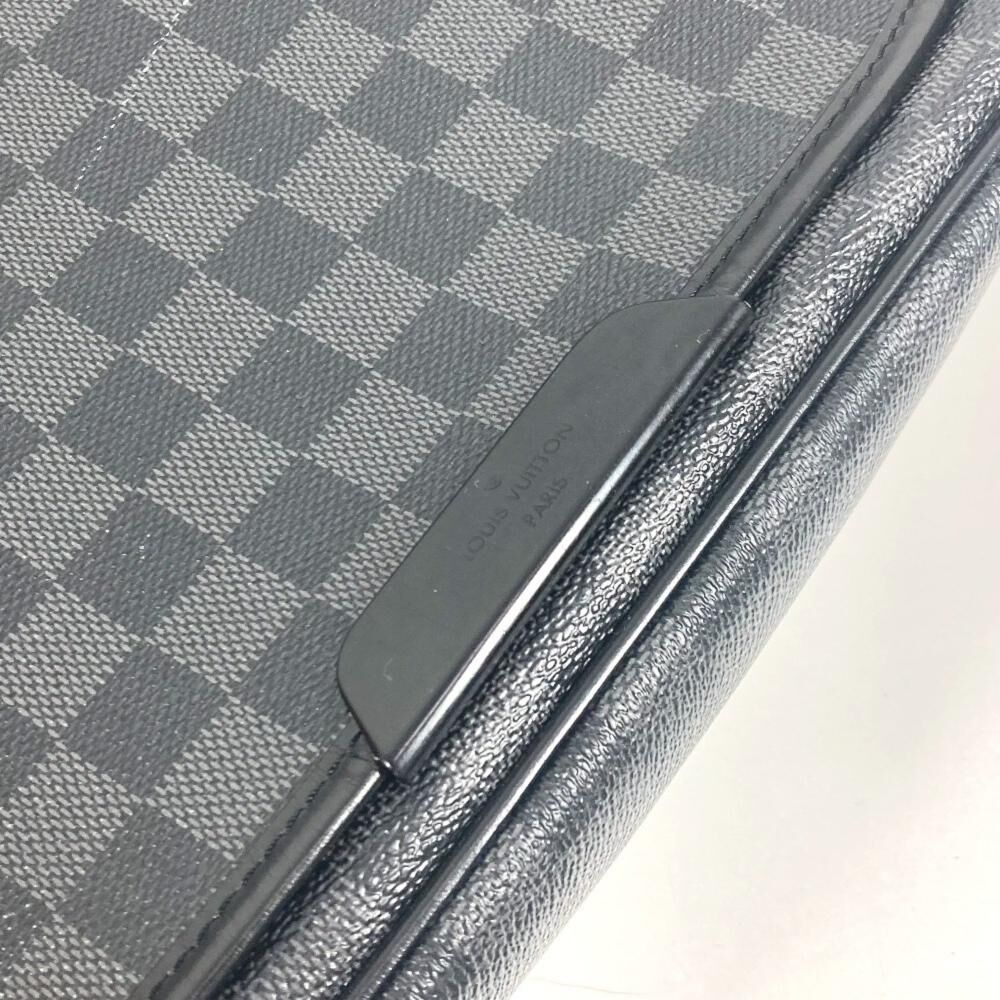 Louis Vuitton Messenger