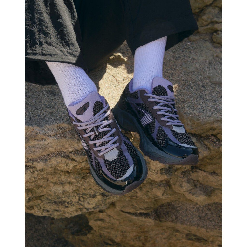 Forma Runner Brown Black Grape