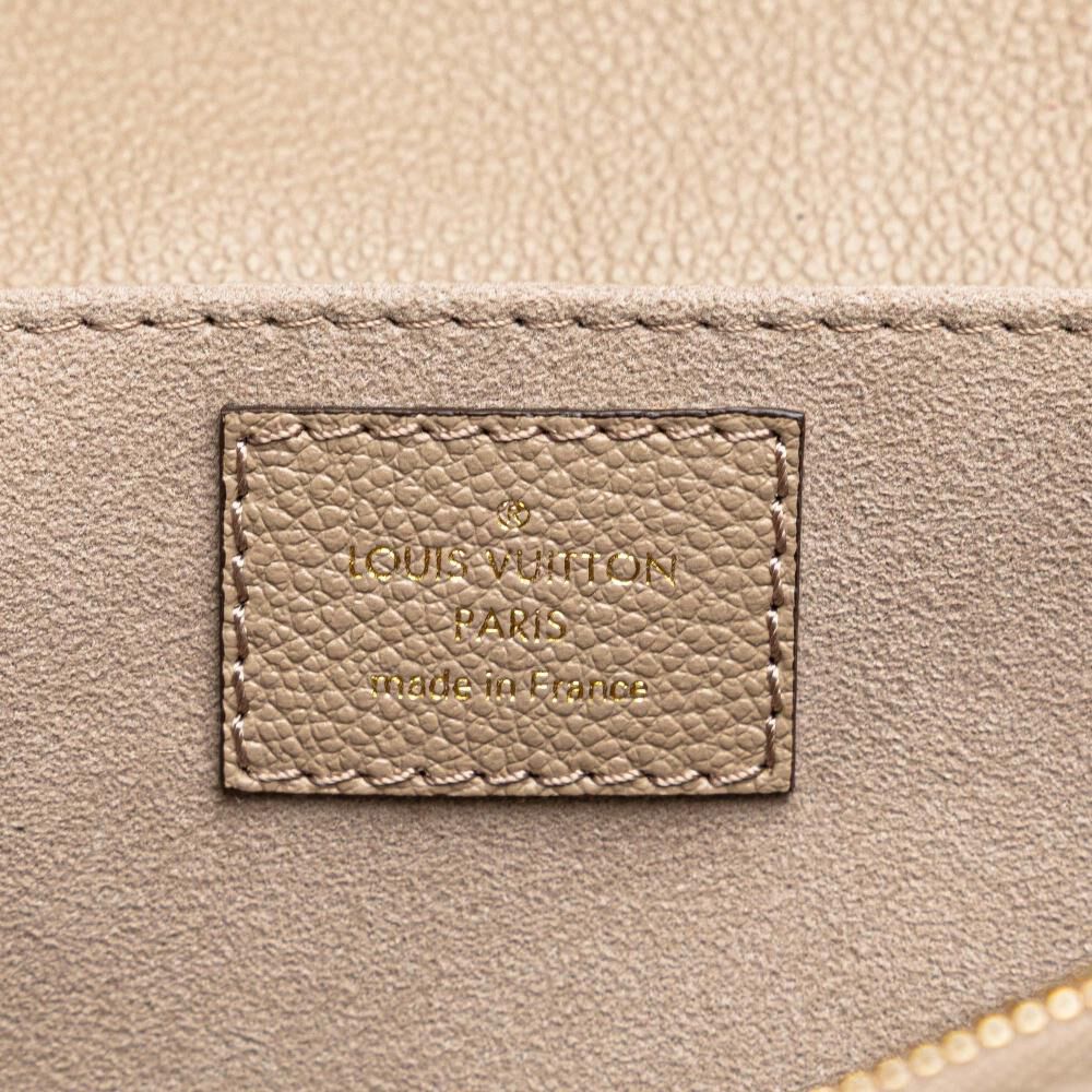 Louis Vuitton Shoulder Bags