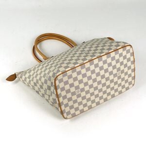 Louis Vuitton Saleya