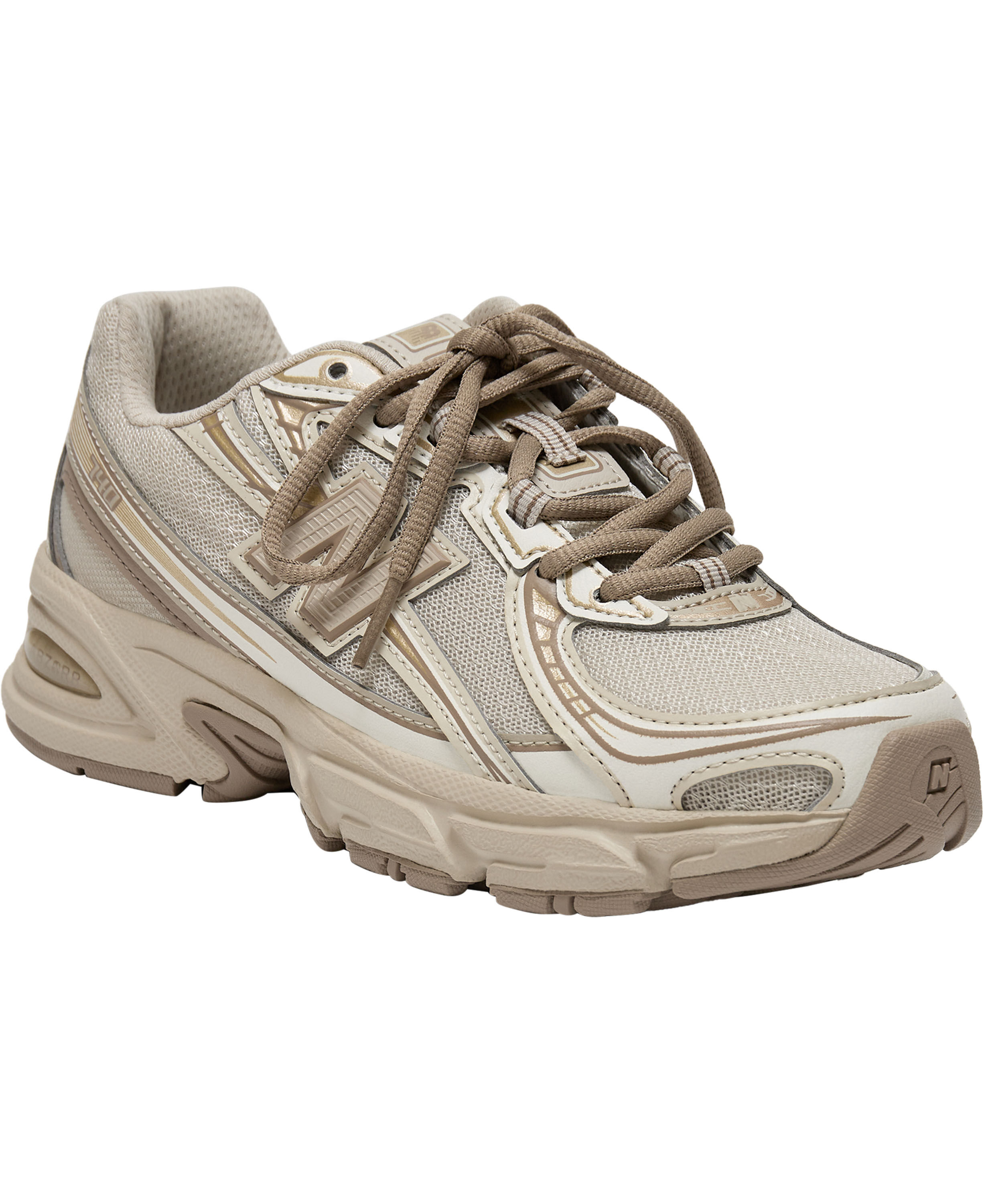 New Balance 740