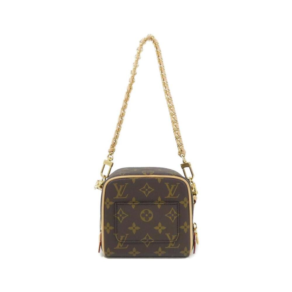 Louis Vuitton Shoulder Bags