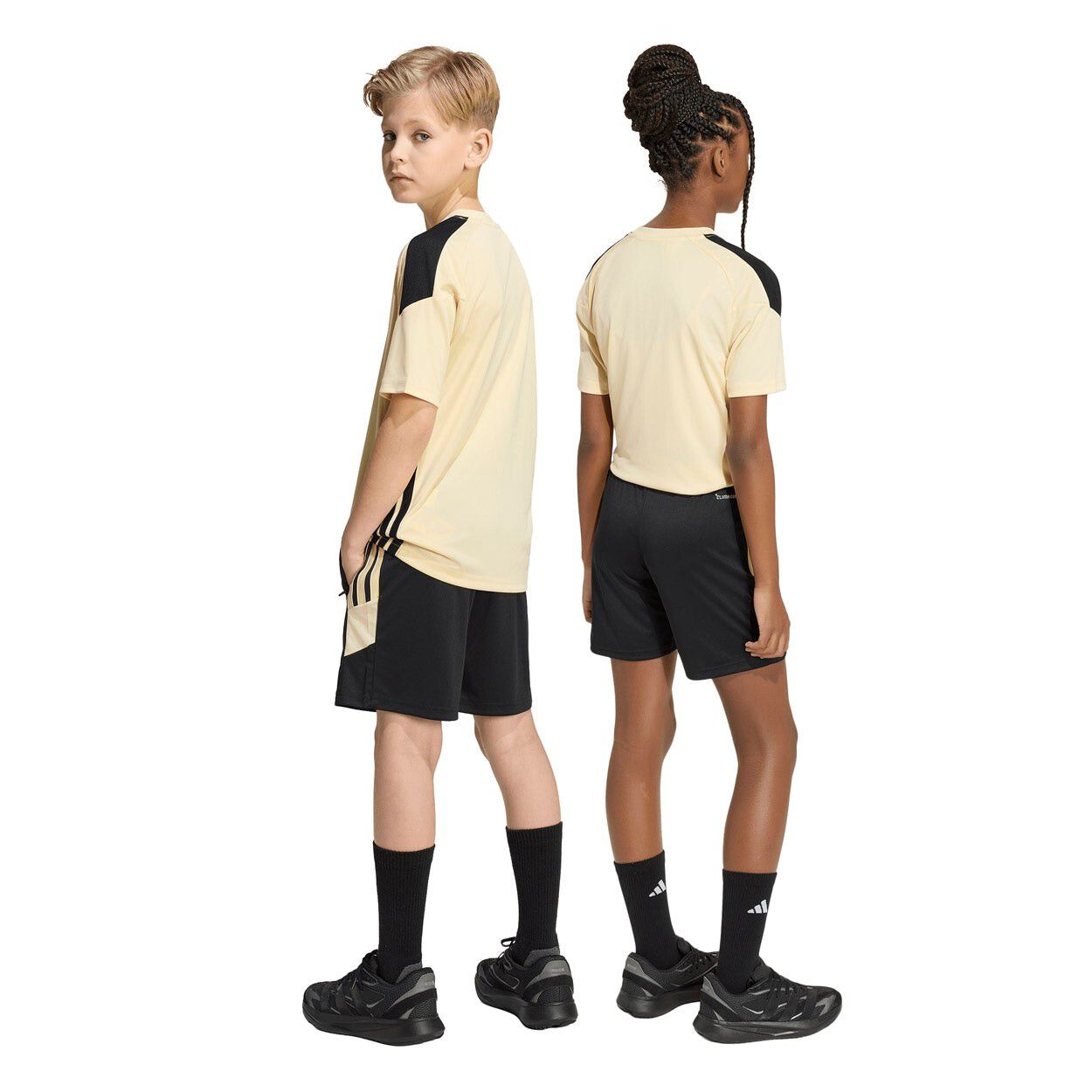 Tiro 26 Essentials Shorts