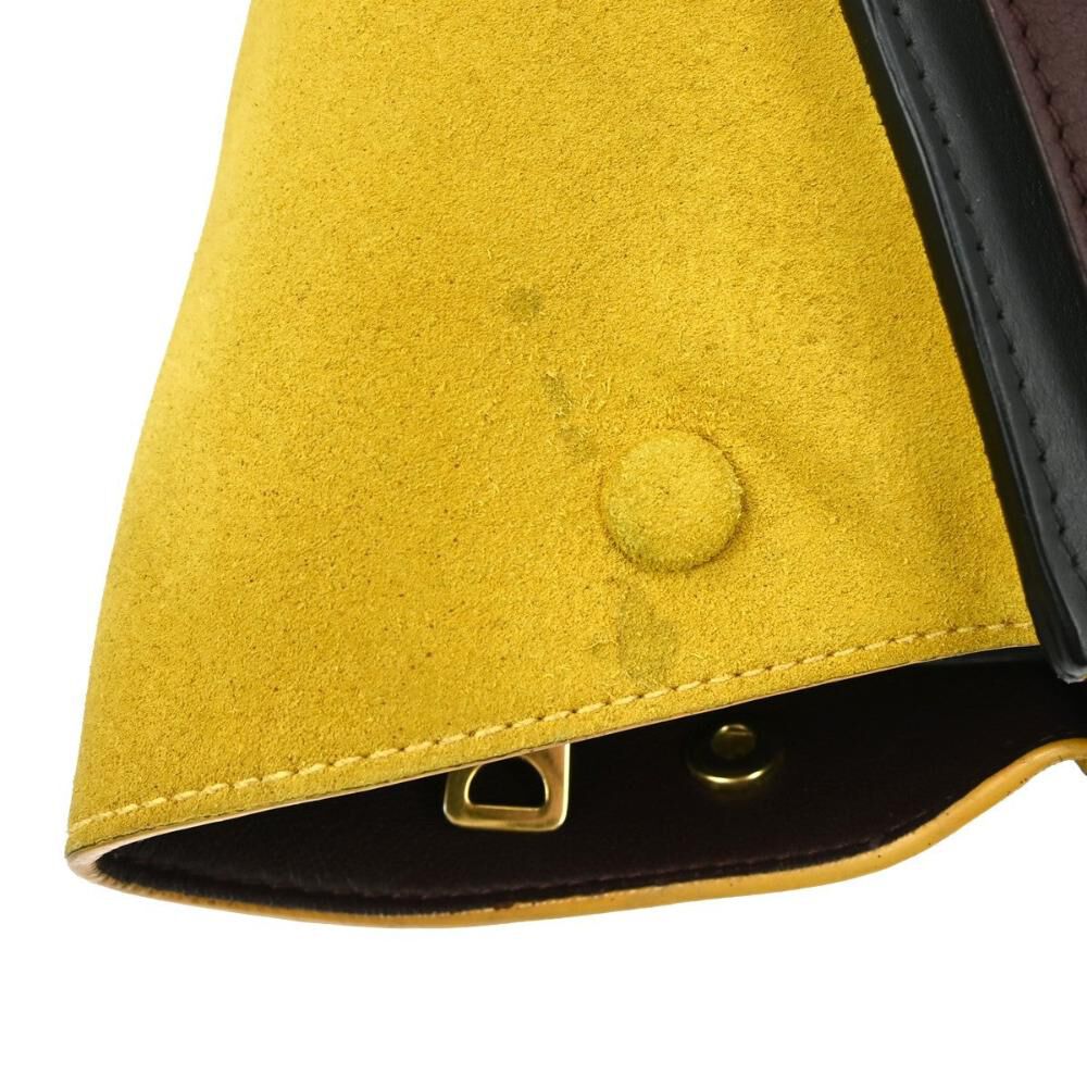 C&eacute;line Trapeze