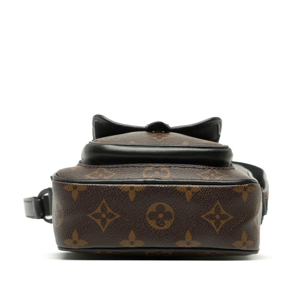 Louis Vuitton Crossbody Bag