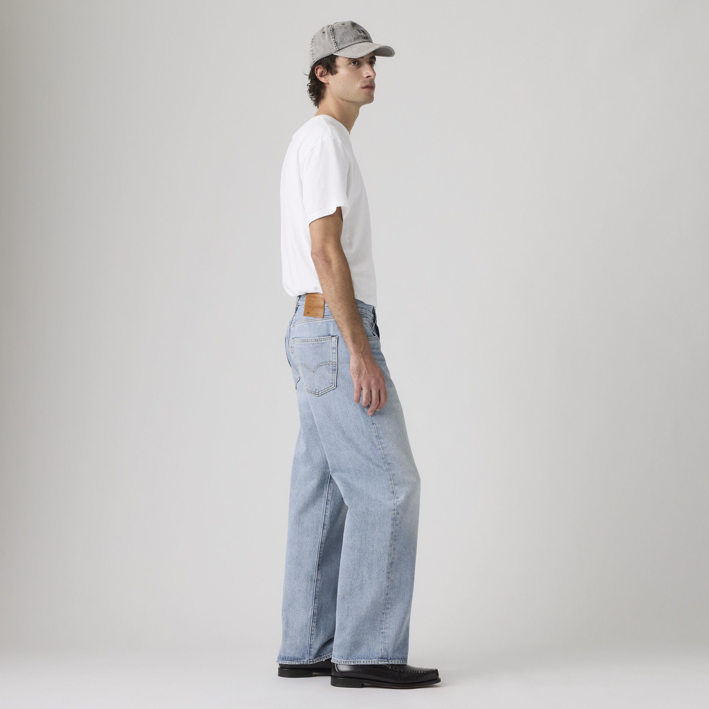 501 LOOSE IN MY BRONCO