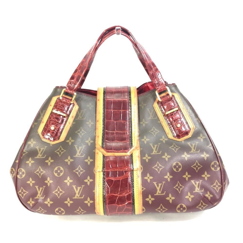 Louis Vuitton Shoulder Bags