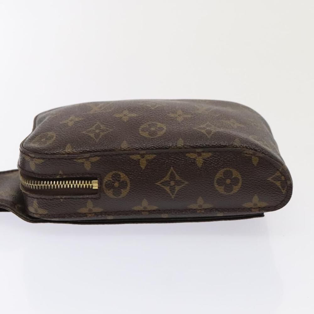 Louis Vuitton Shoulder Bags