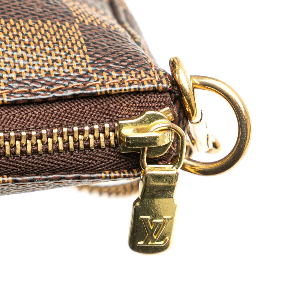 Louis Vuitton Pochette Accessoires