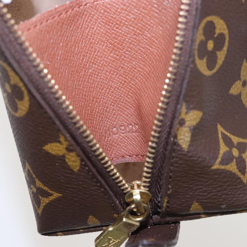 Louis Vuitton Pouch