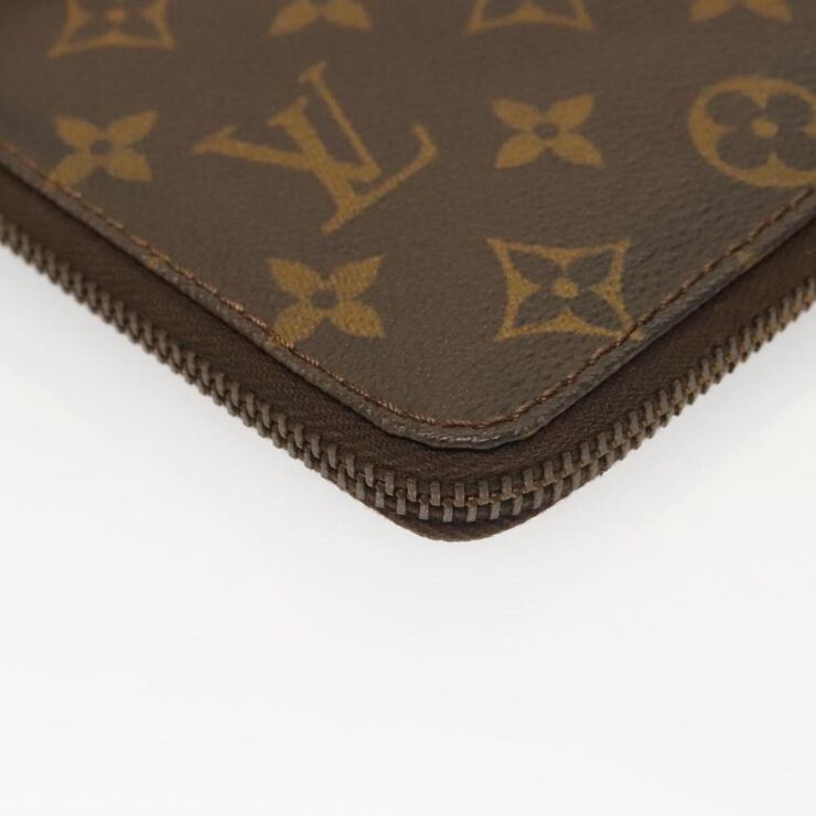 Louis Vuitton Pouch
