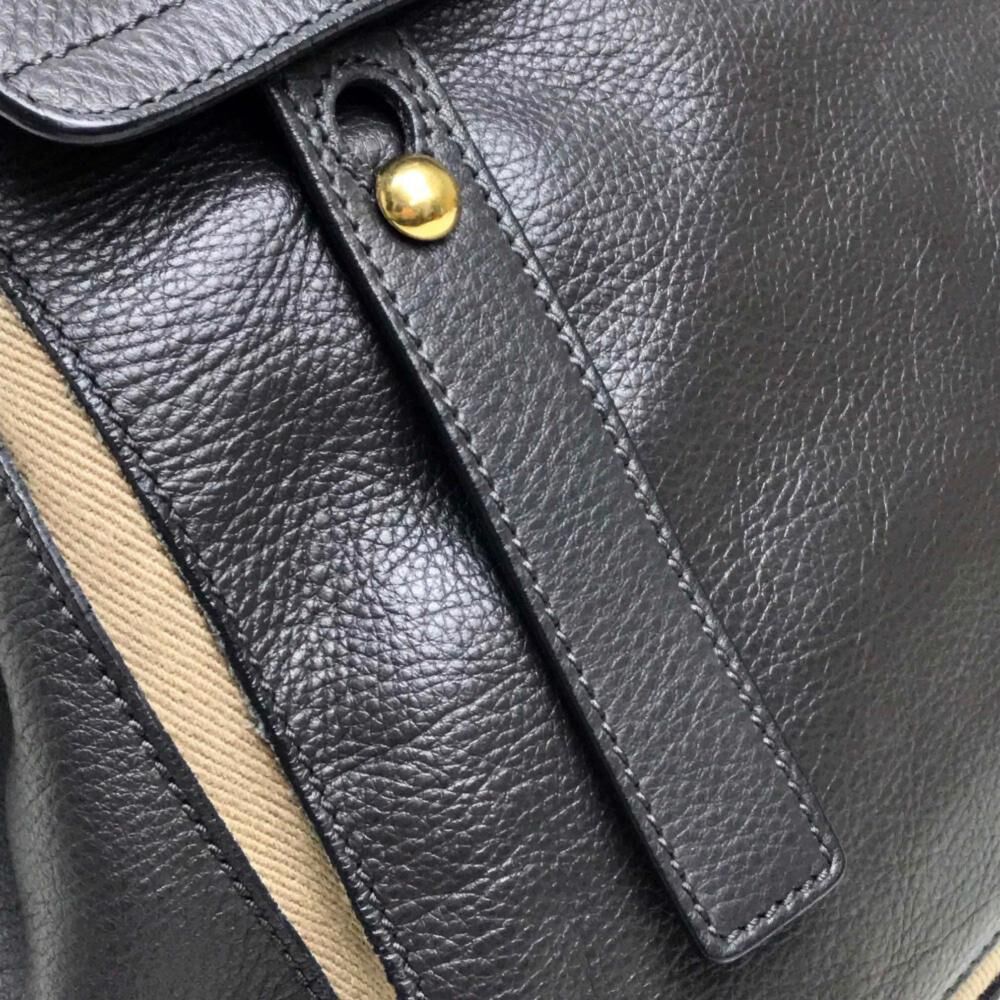 Yves Saint Laurent Handbag